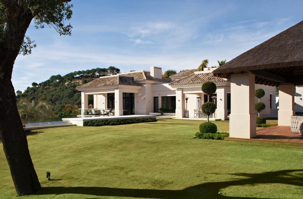 PHOTO-2025-12-05-10-56-53 2