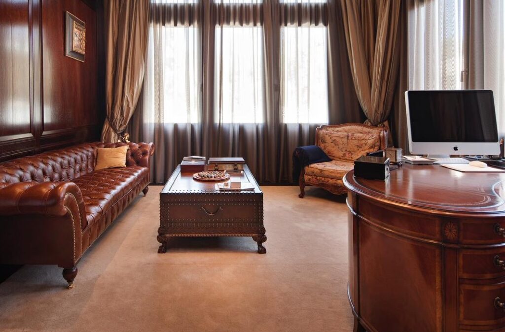 PHOTO-2025-12-05-10-56-53 3